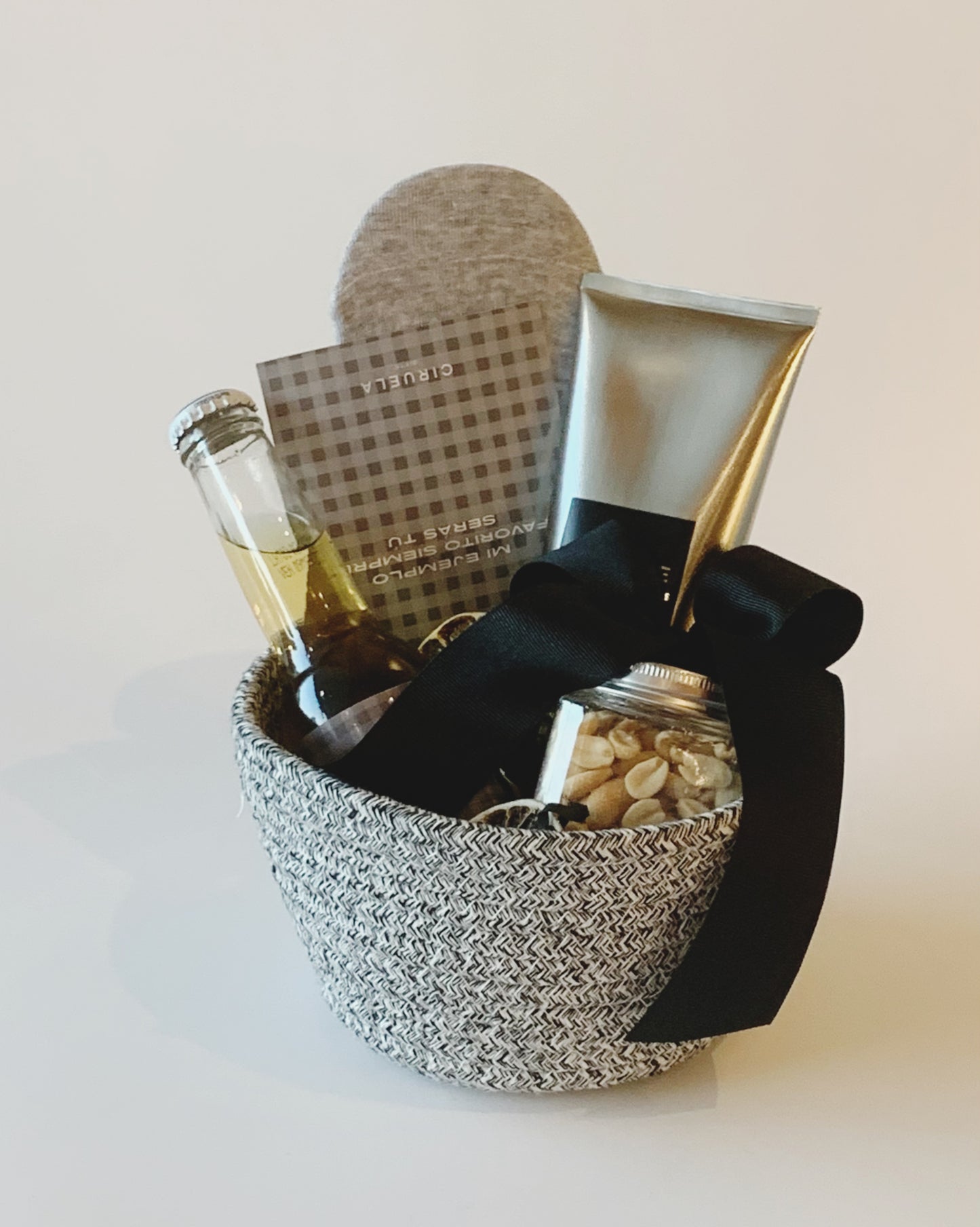 Relax & Cheers Basket
