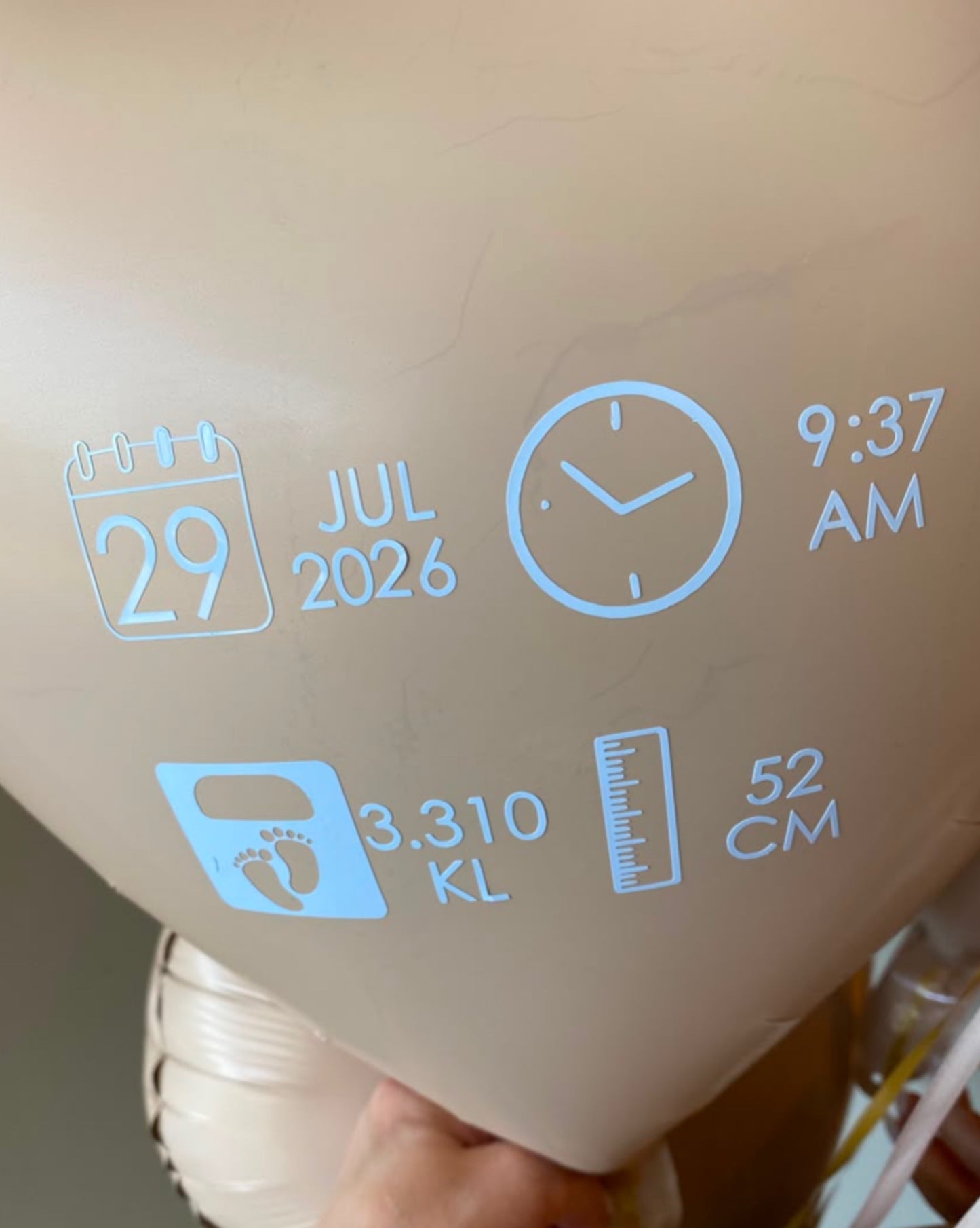 GLOBO PERSONALIZADO para la llegada de un bebé